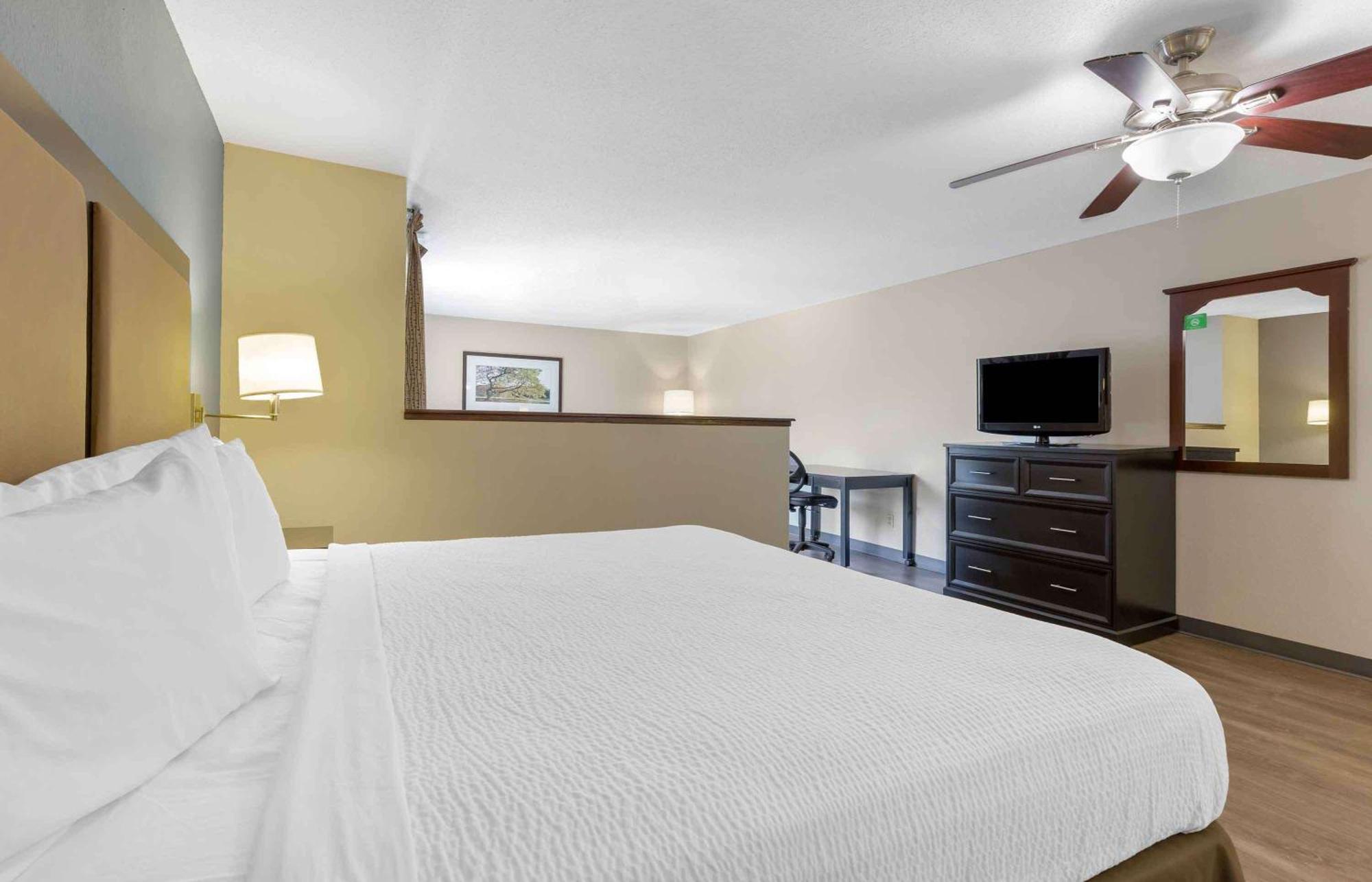 Extended Stay America Select Suites - Chicago - O'Hare Rosemont Exterior photo