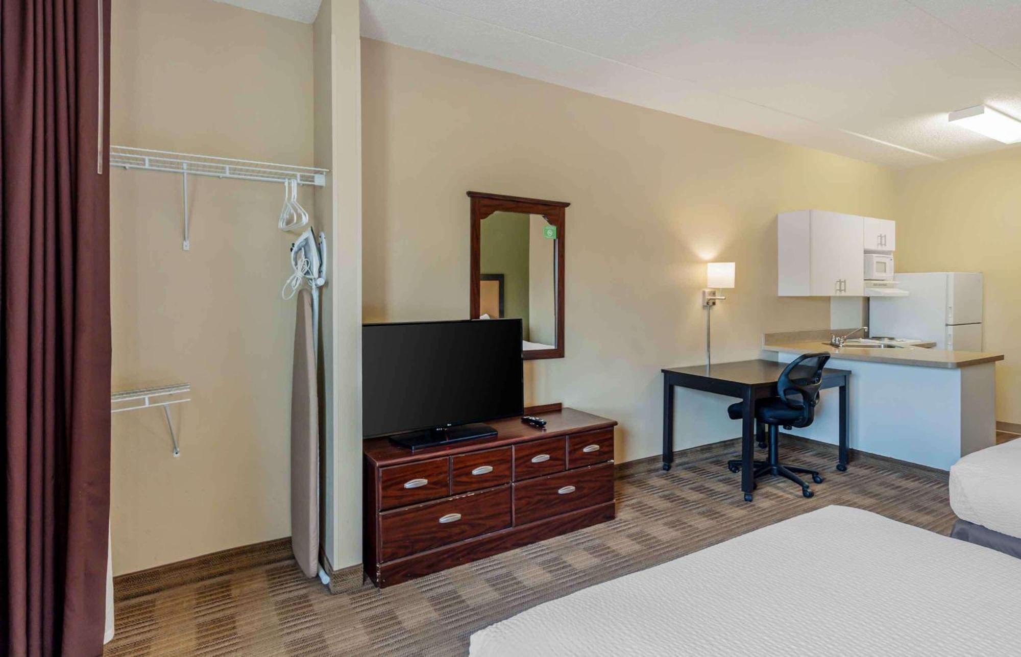 Extended Stay America Select Suites - Chicago - O'Hare Rosemont Exterior photo