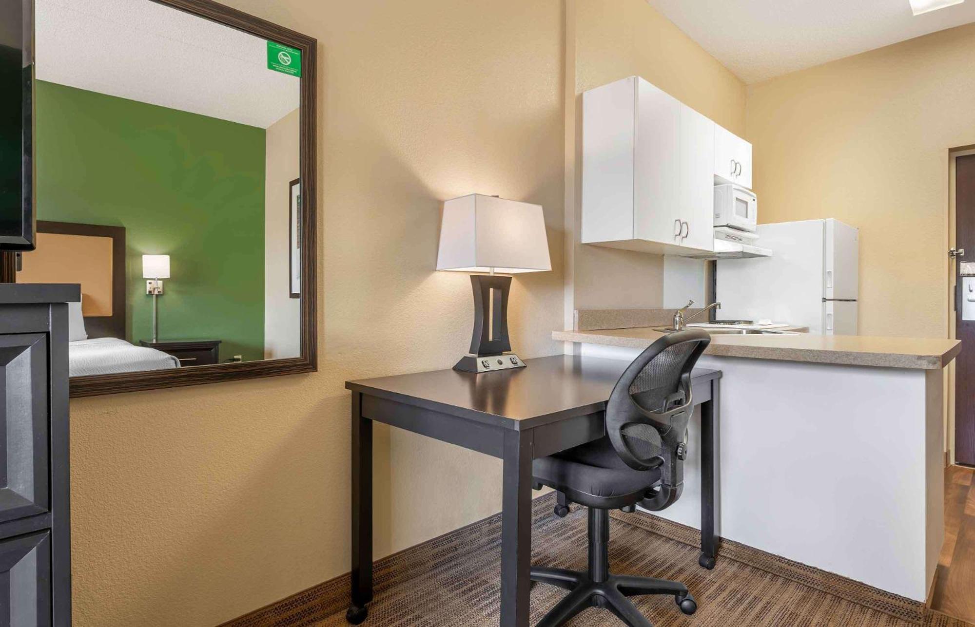 Extended Stay America Select Suites - Chicago - O'Hare Rosemont Exterior photo